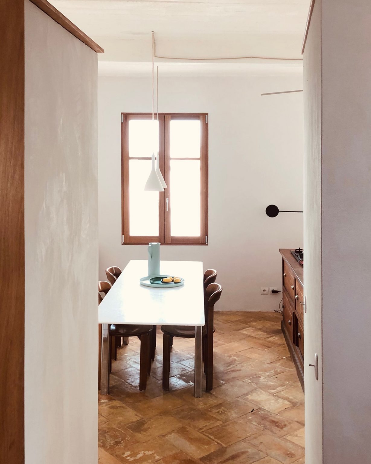 cuisine maison de ville ancienne rénovée Arles