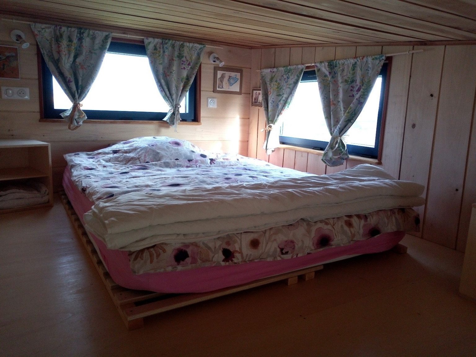 intérieur mini maison mobile 15m2 par Atelier Bois d'ici