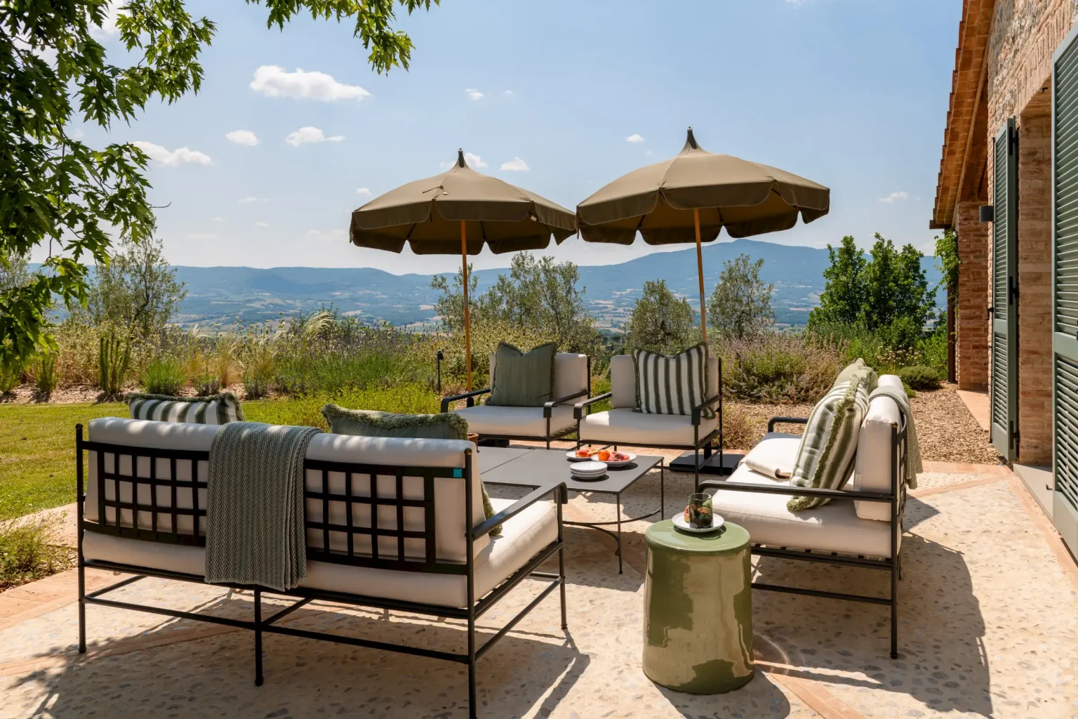 terrasse maison en pierres ancienne rénovée Podere Sirolo Italie