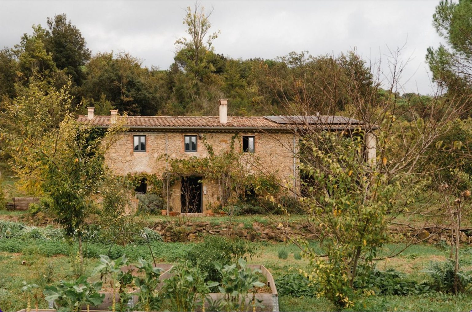 maison en pierres rénovée du 19e siècle