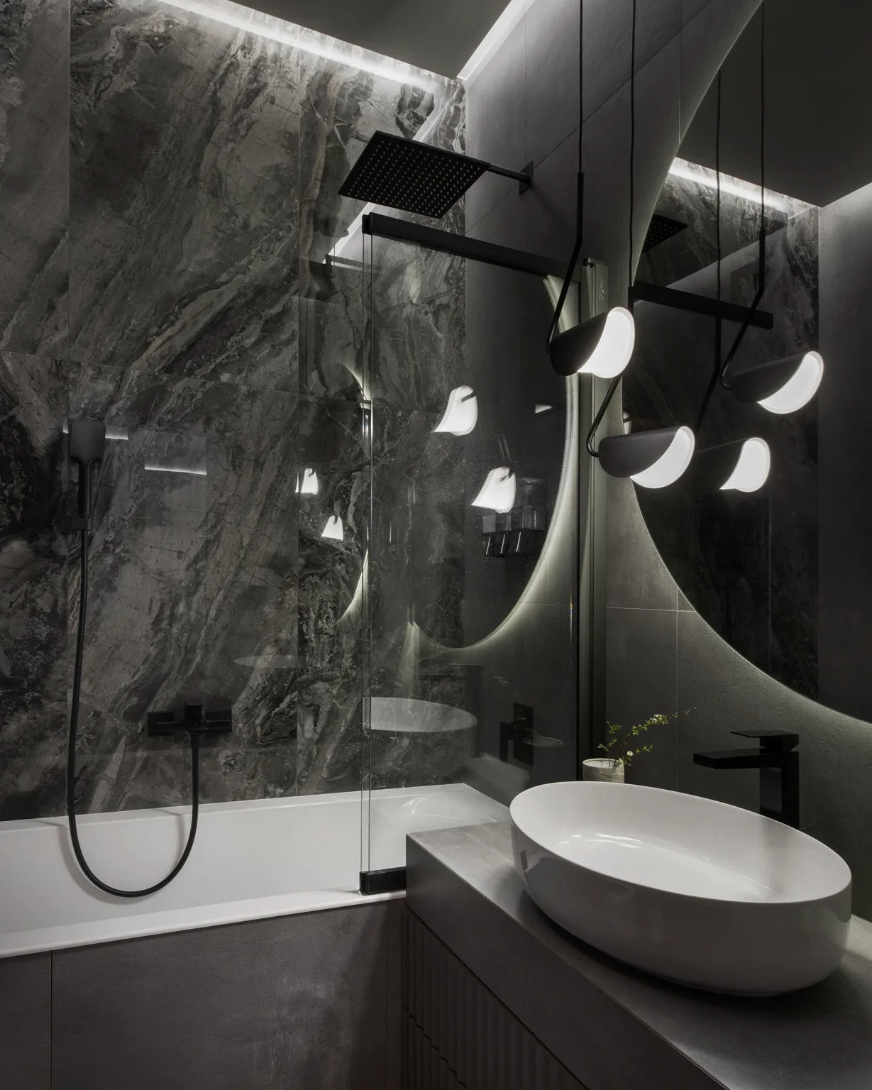 salle de bain grise petit appartement familial 57m2 décoration contemporaine