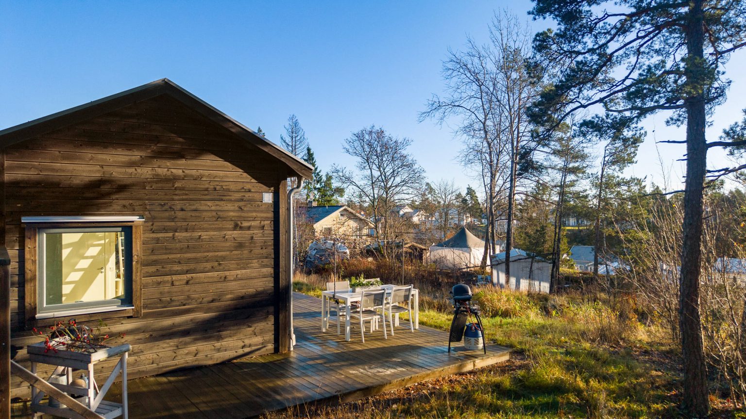 mini maison moderne en bois 22m2