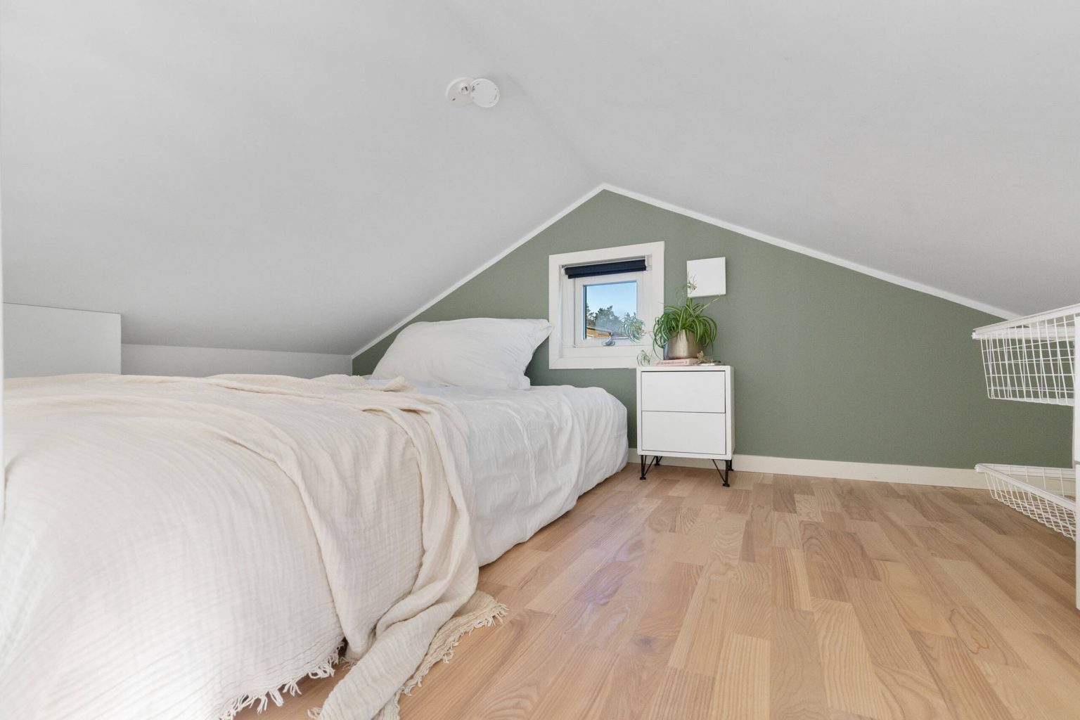 mezzanine basse avec lit