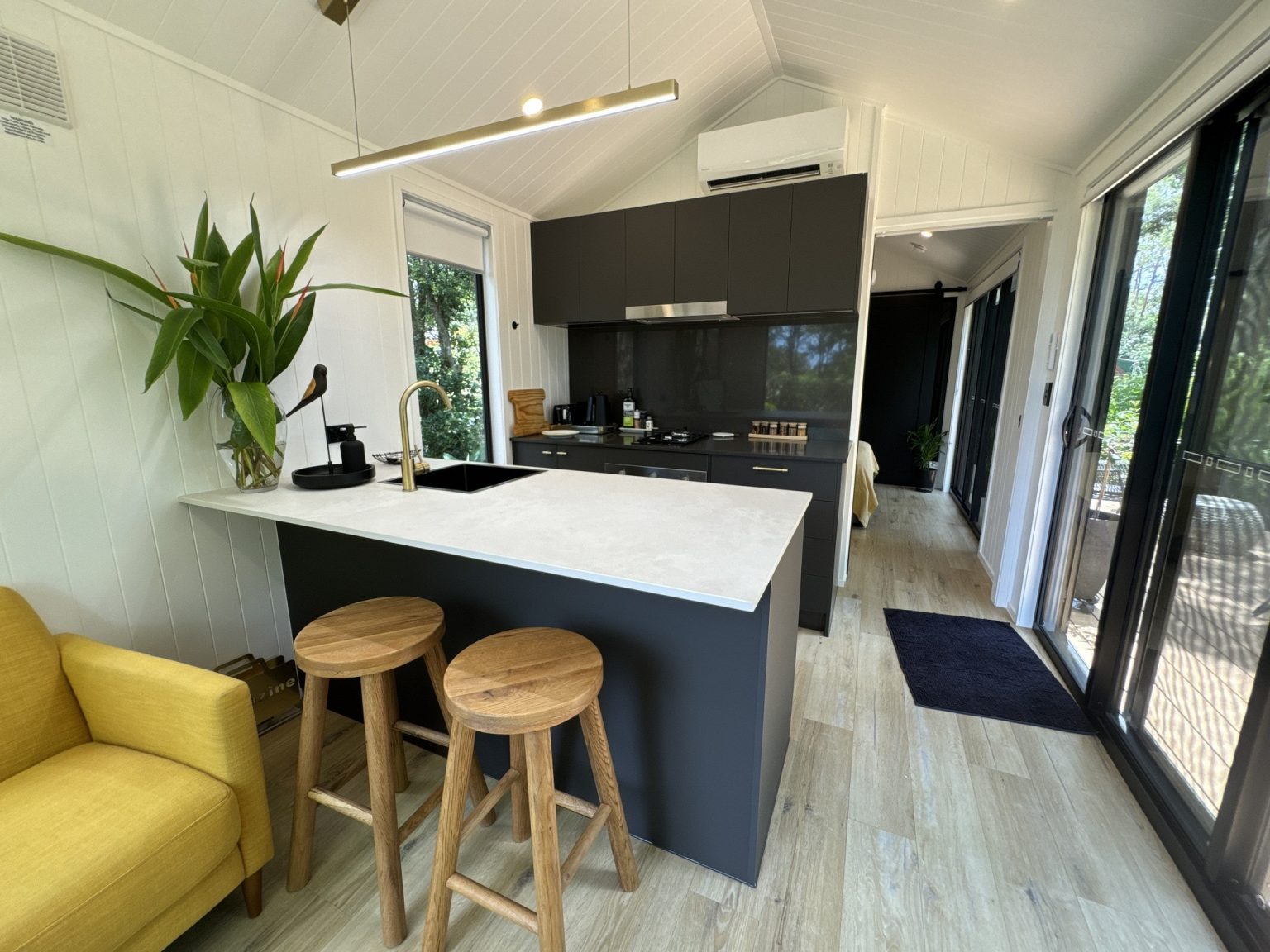 salon et cuisine ouverte mini maison 29m2