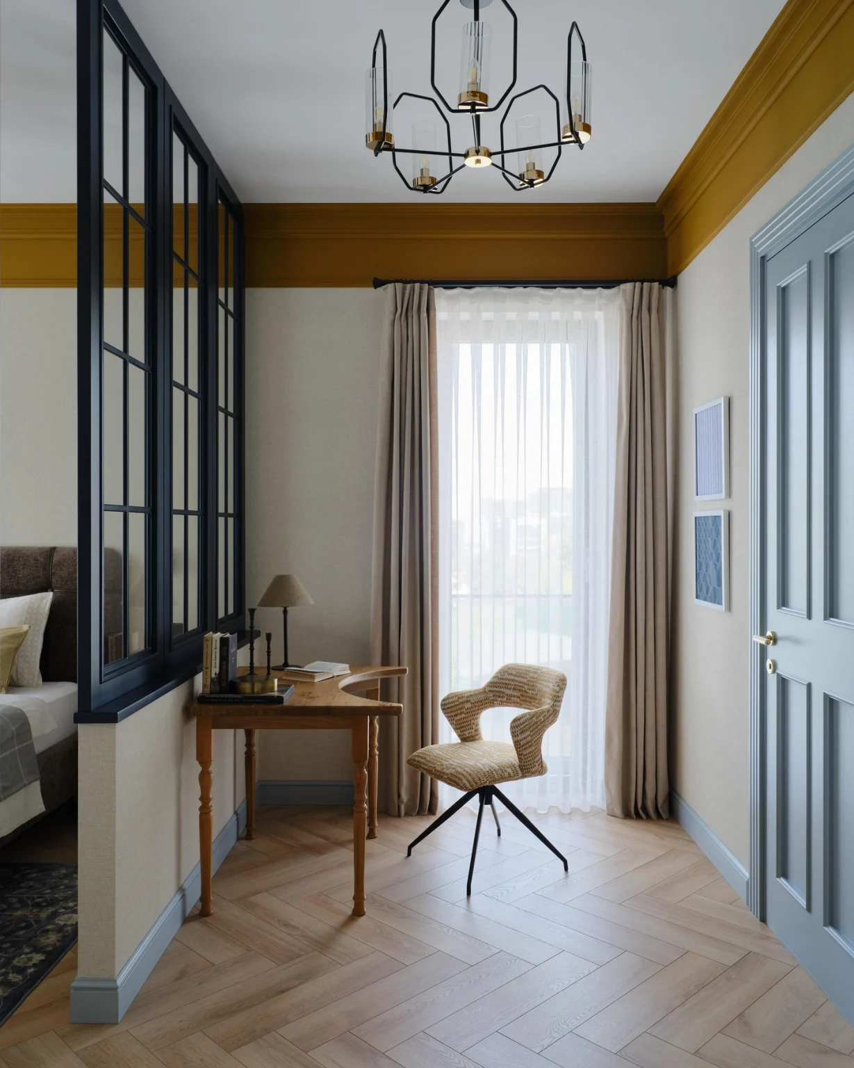 chambre avec verrière bois et espace bureau appartement 100m2 décoration vintage et contemporaine