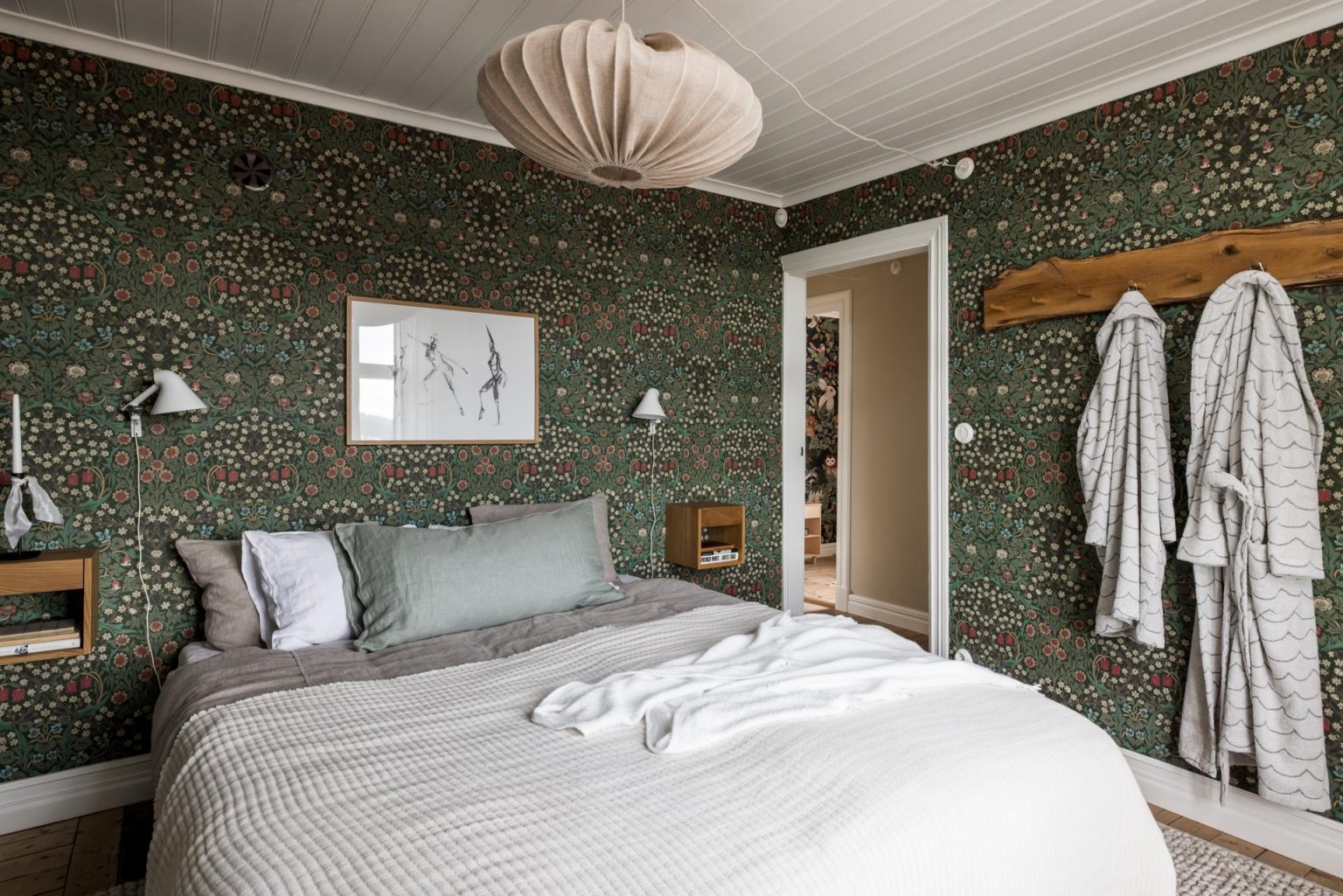 chambre papier-peint vert végétal décoration vintage