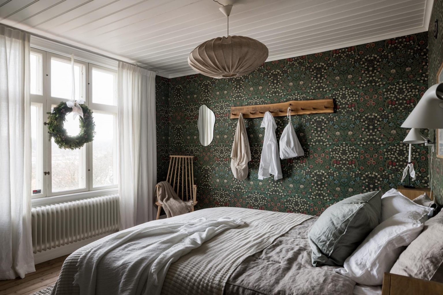 chambre papier-peint vert végétal décoration vintage