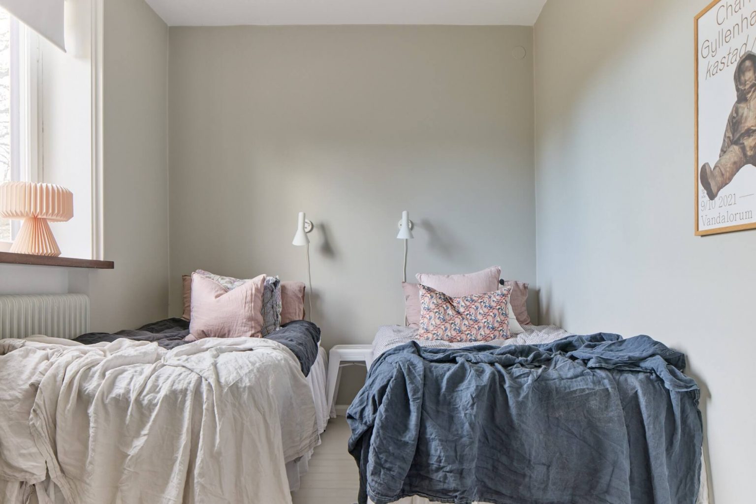 chambre à deux lits décoration scandinave