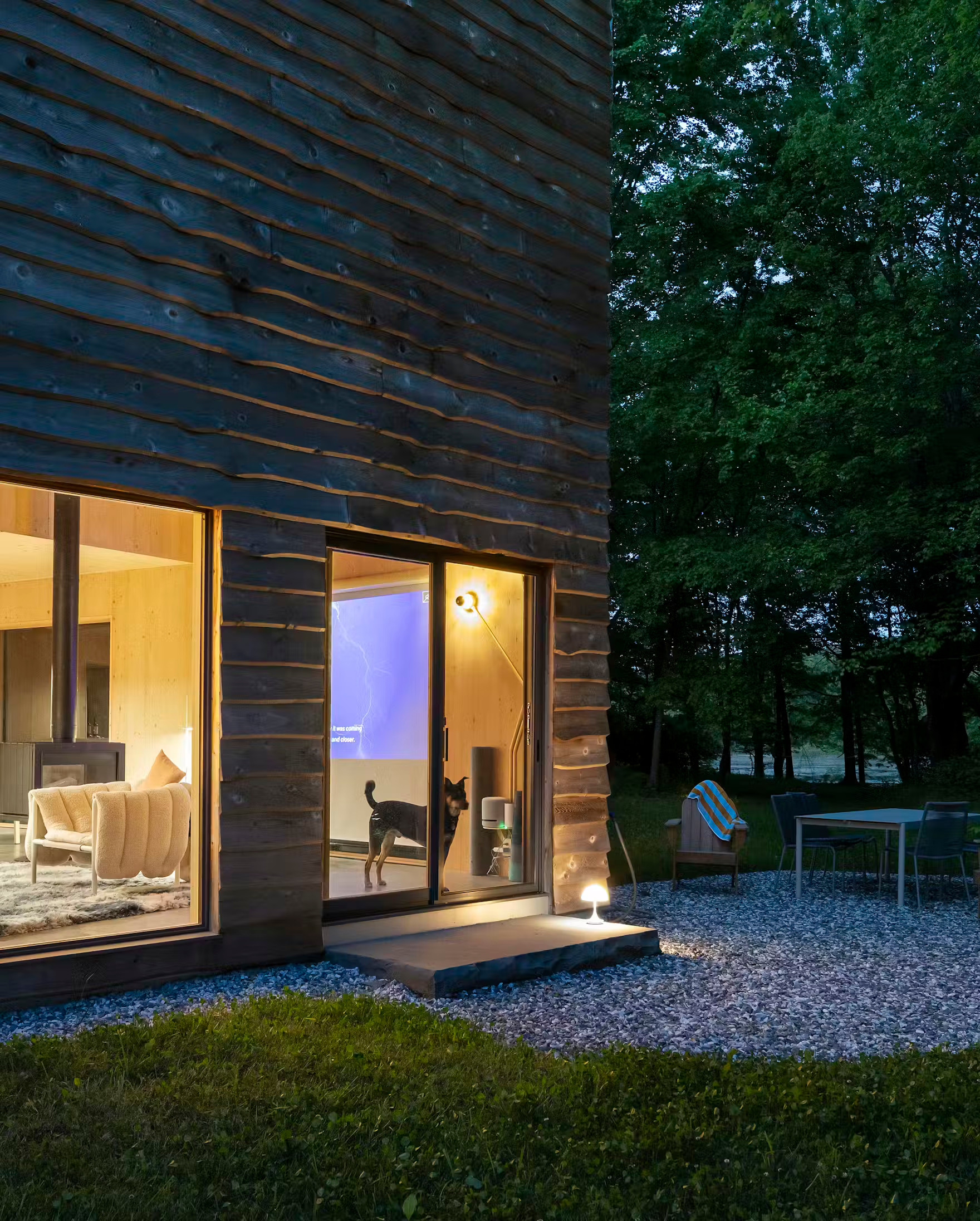 grande maison préfabriquée en bois