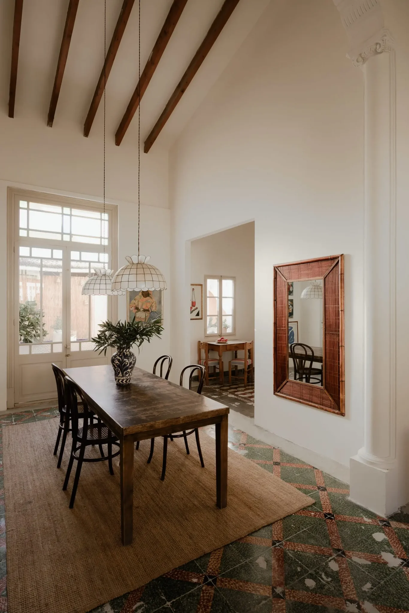 salle à manger décoration vintage et rustique Casa Coral Majorque