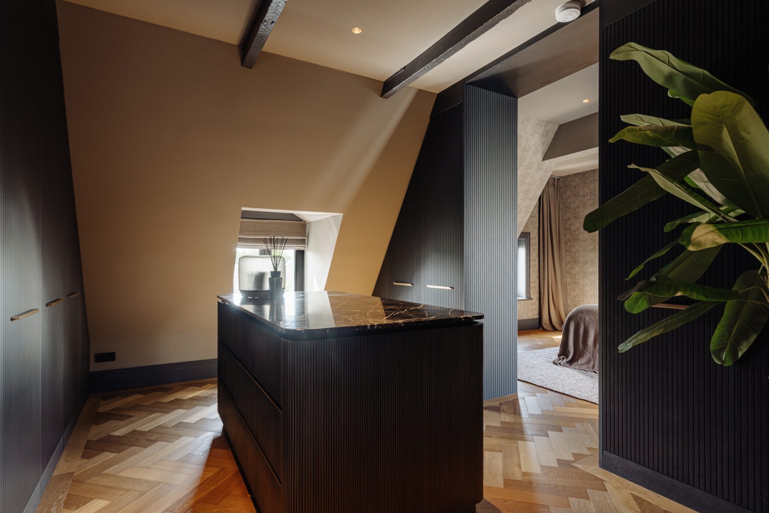 grand dressing décoration contemporaine