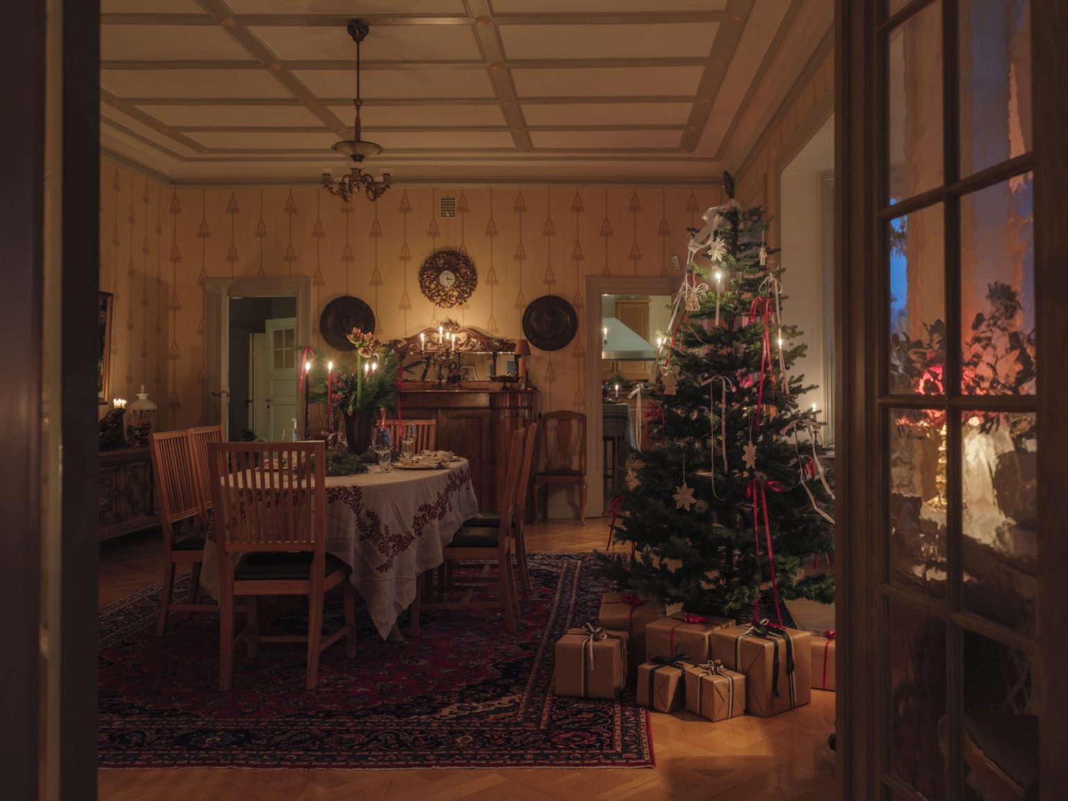salle à manger décoration classique chic de Noël