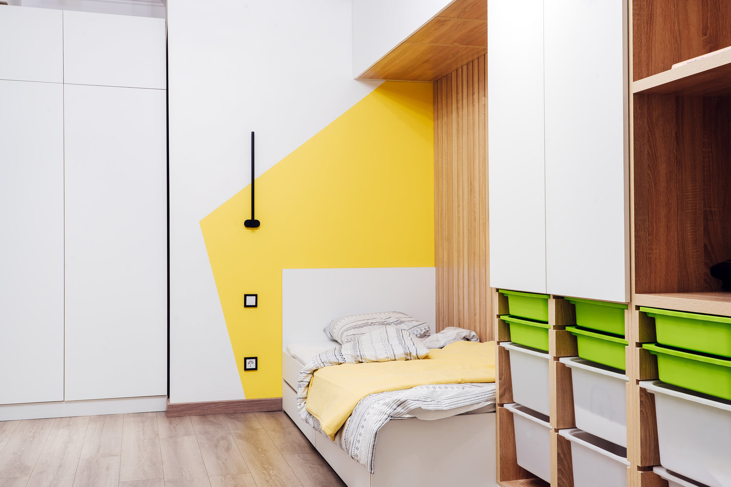 chambre enfant décoration contemporaine jaune et verte