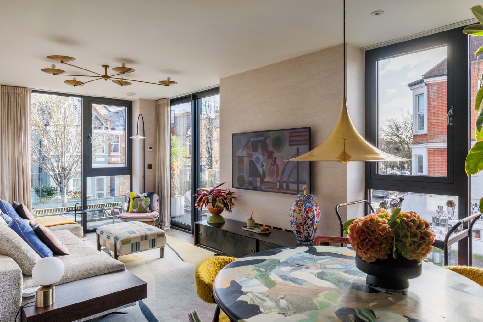 salon et salle à manger trois-pièces design de 66m2 décoration colorée par architecte