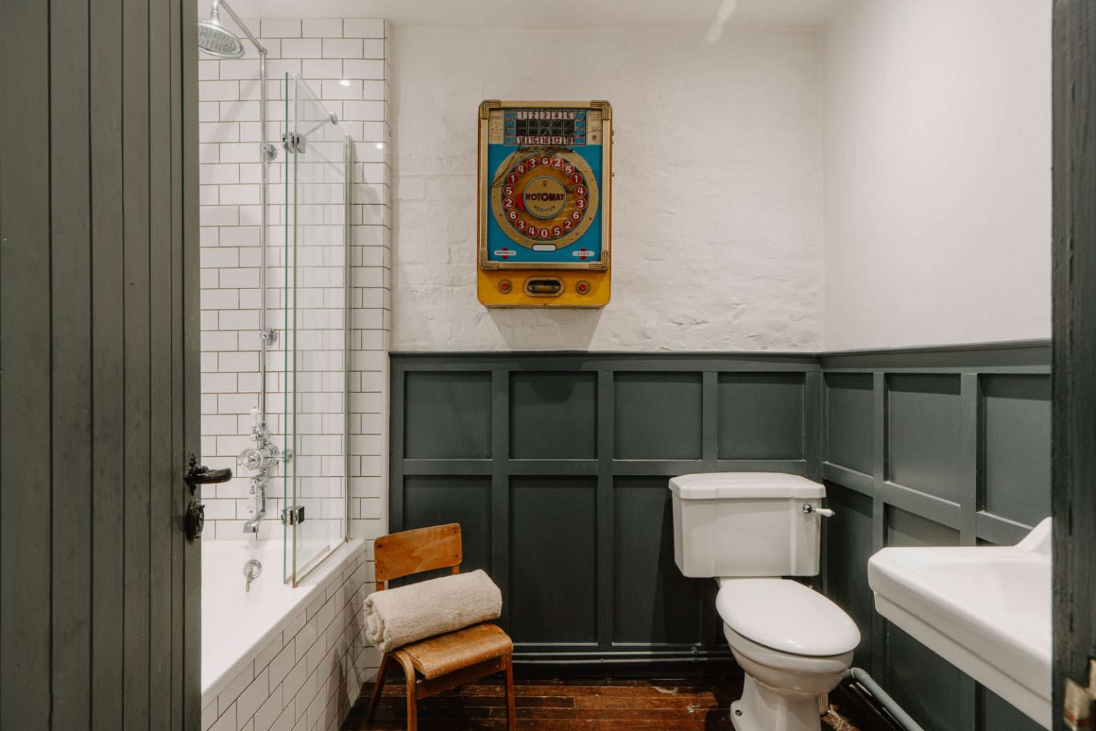 salle de bain vintage verte et blanche salle de bain vintage verte et blanche