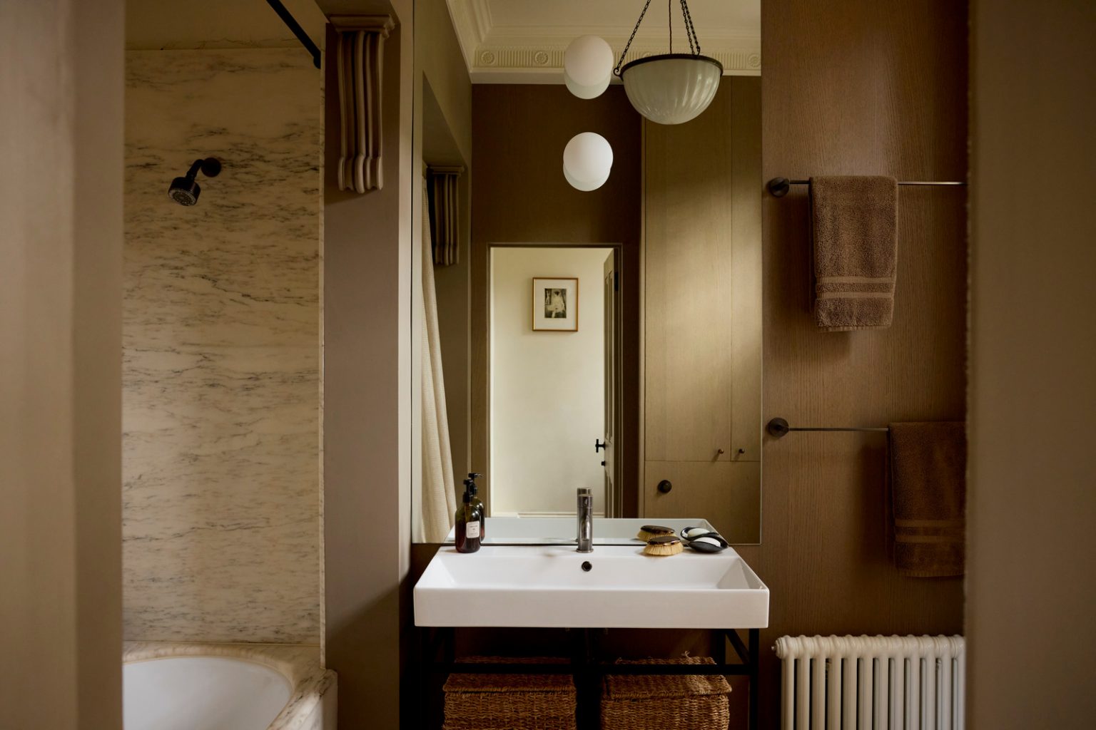 salle de bain vintage appartement ancien et victorien de 67m2 à Londres