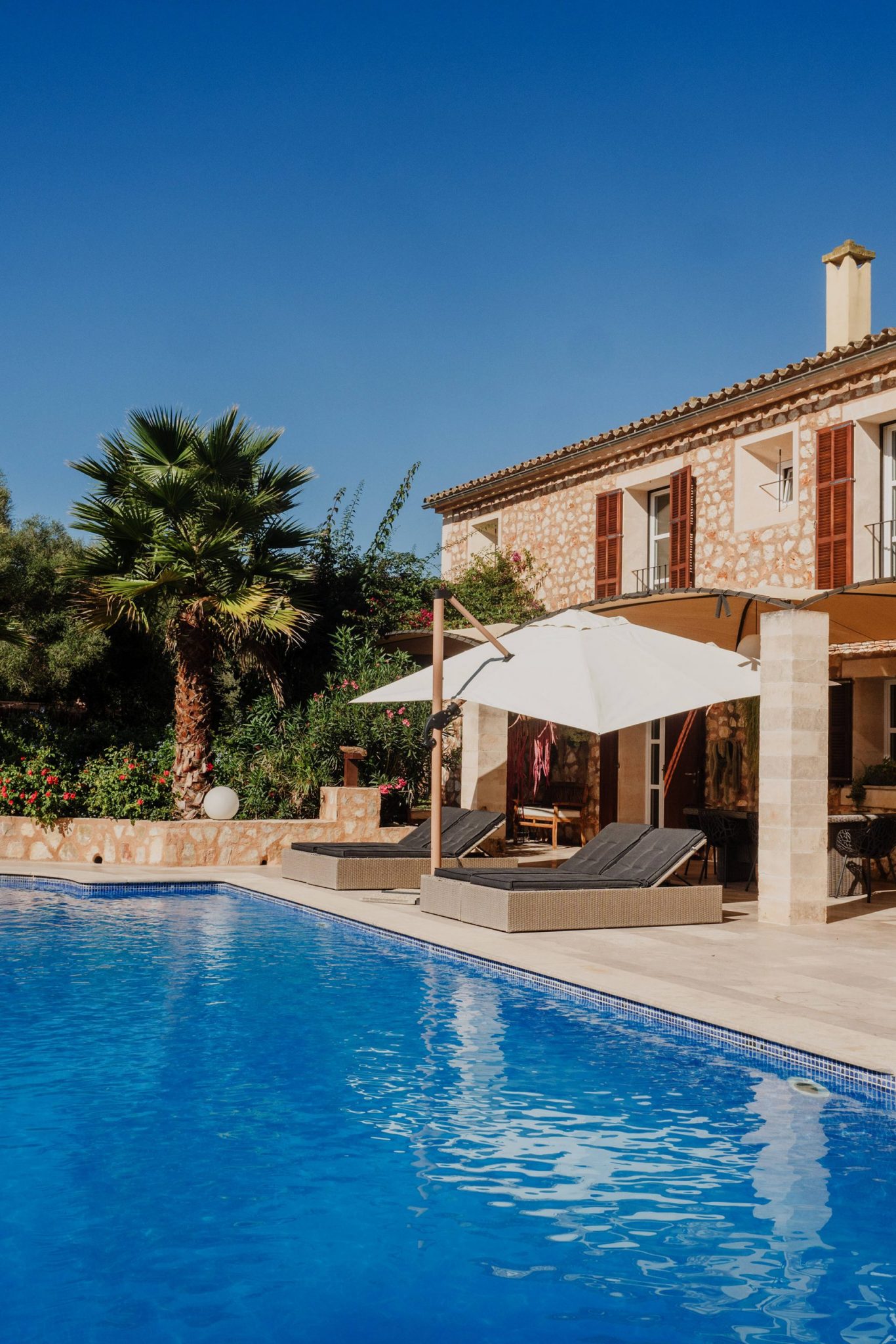 maison en pierres avec piscine Majorque