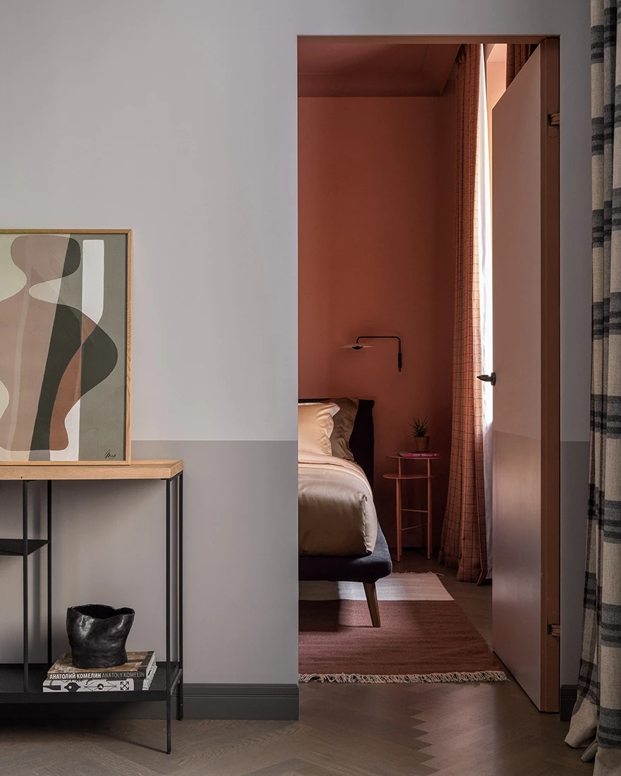 chambre terracotta et salon deux-pièces 49m2 décoration contemporaine noire et kaki