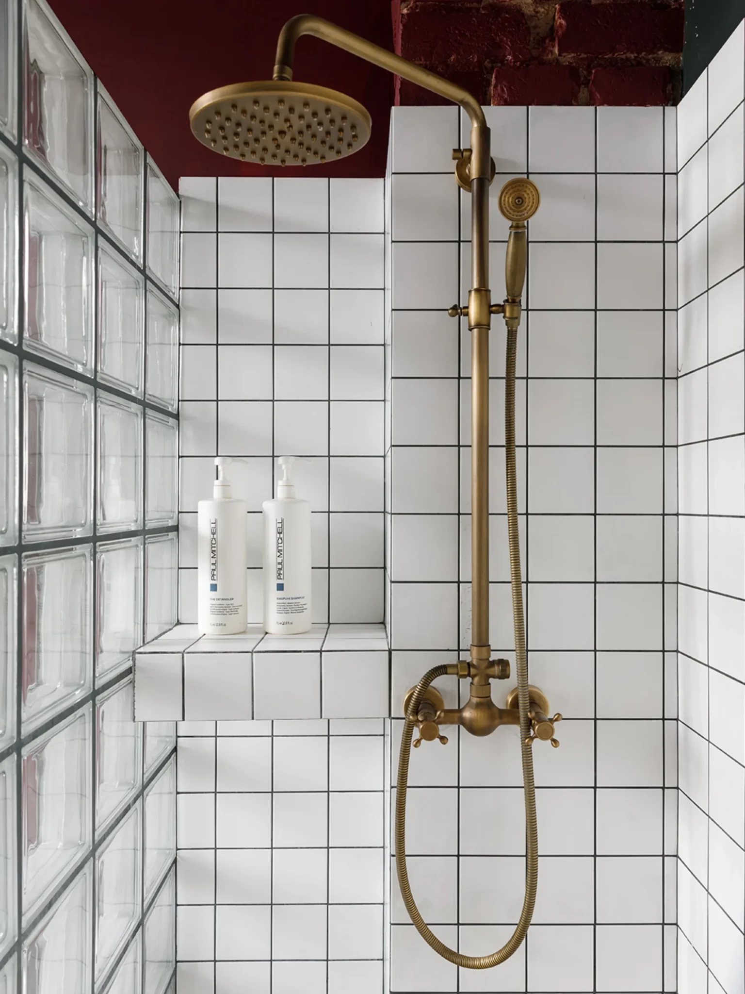 salle de bain briques de verre décoration contemporaine studio 38m2