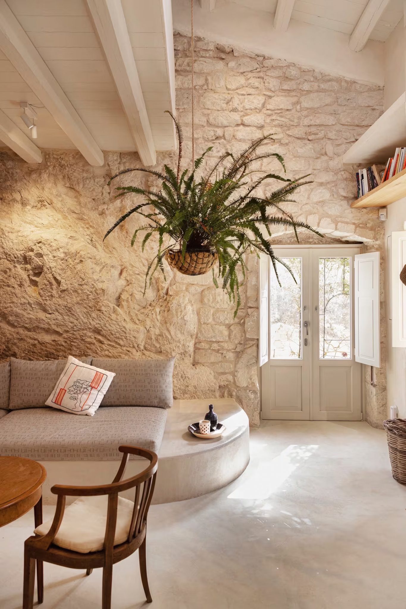 salon maison en pierres décoration design Maison Hortus Modica Sicile