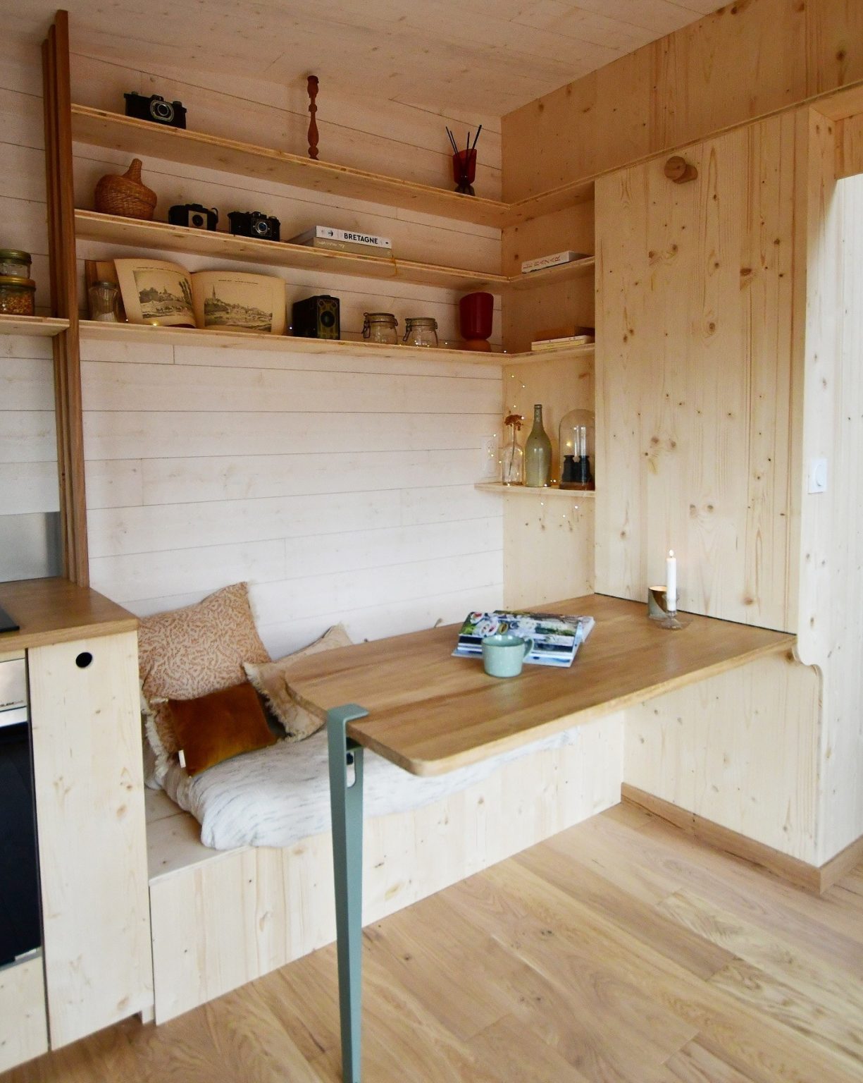 cuisine et salle à manger mini maison française de 17m2 La Tiny House