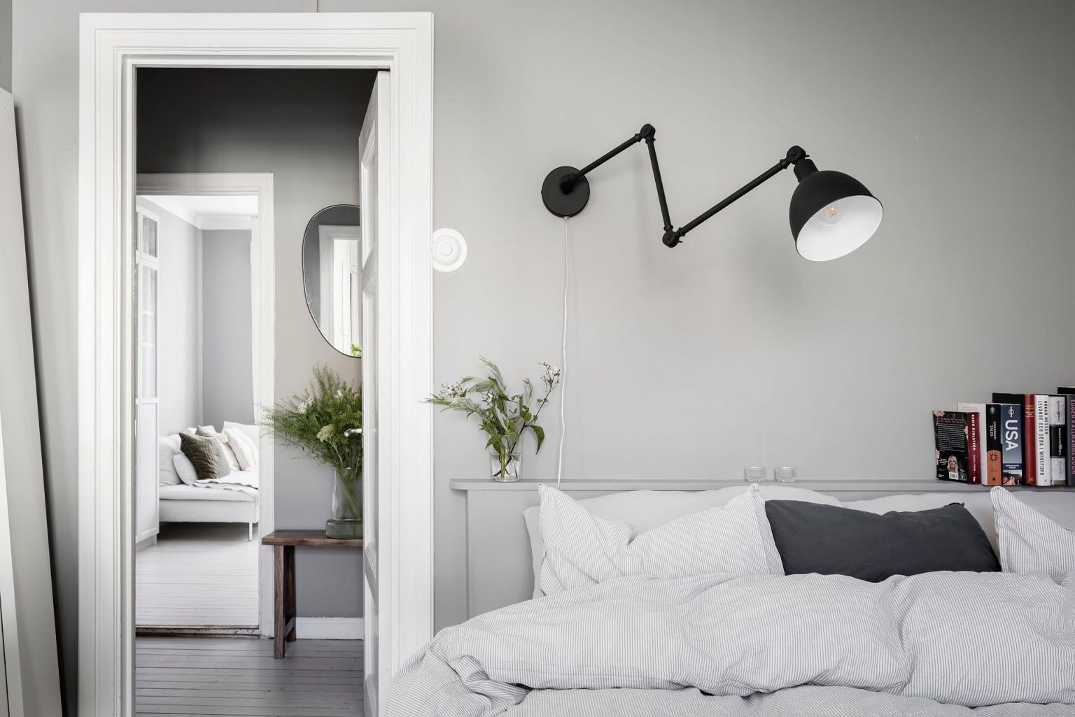 chambre deux-pièces 40m2 décoration monochrome scandinave