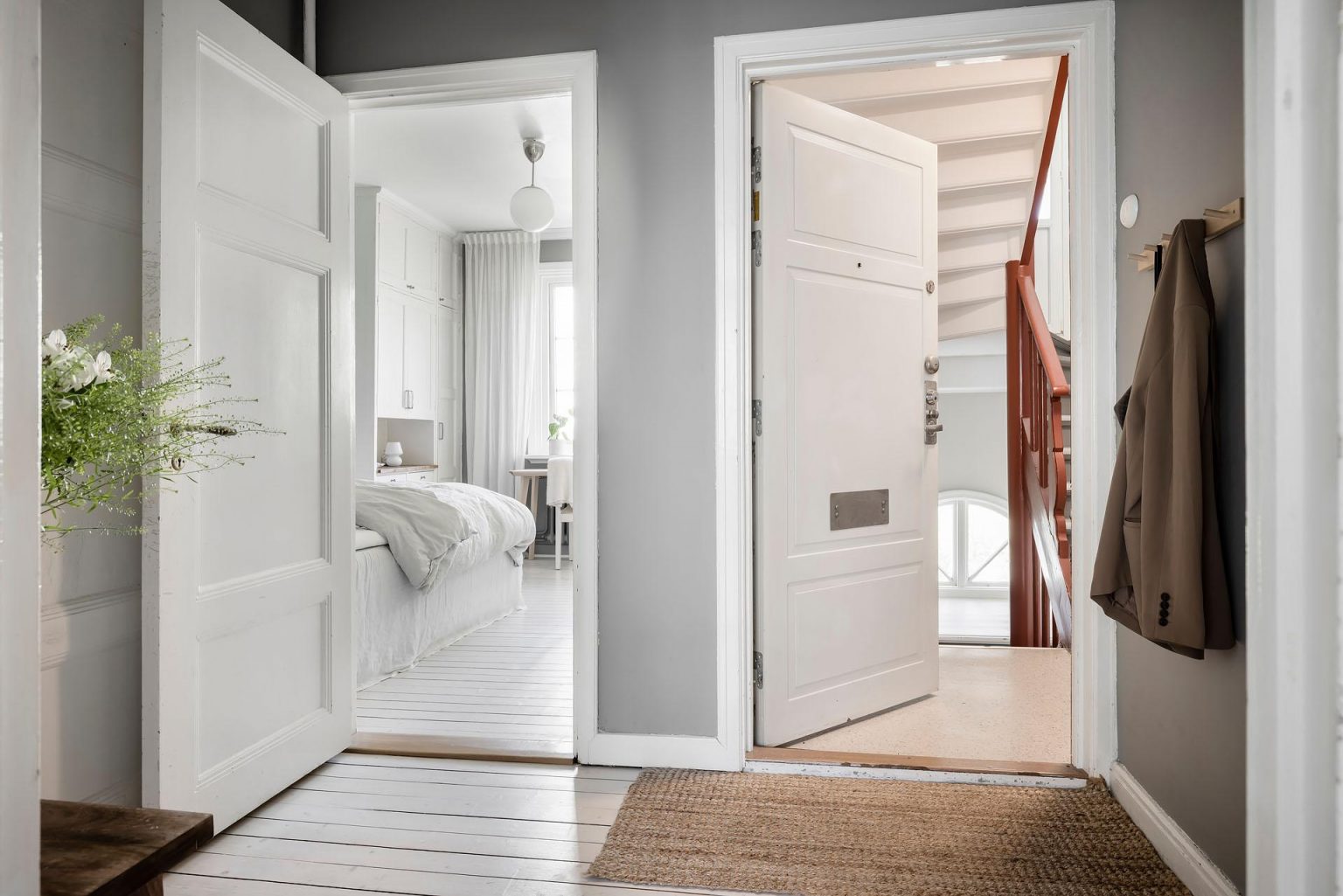 entrée deux-pièces 40m2 décoration monochrome scandinave