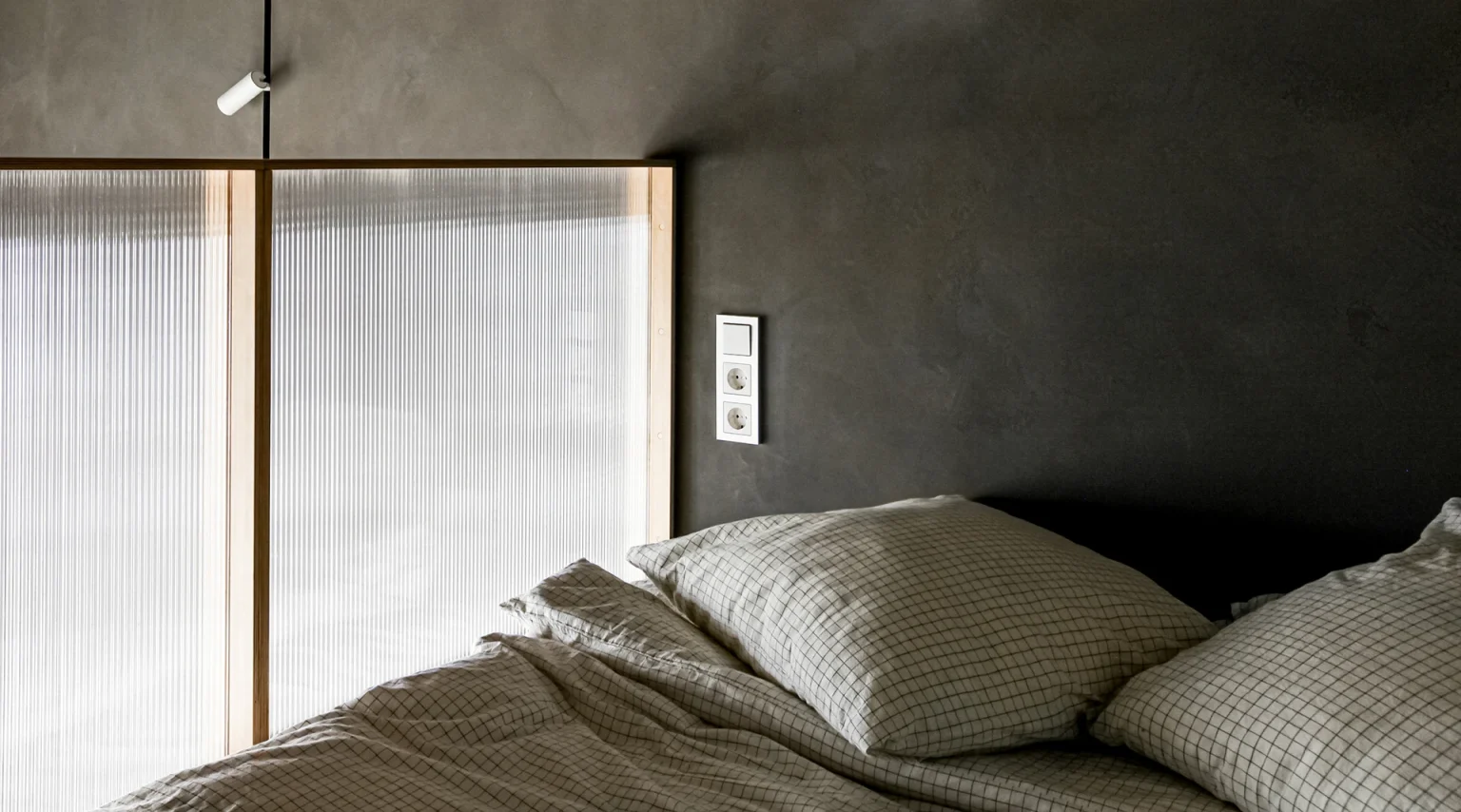 aménagement d'un appartement 35m2 avec mezzanine décoration contemporaine