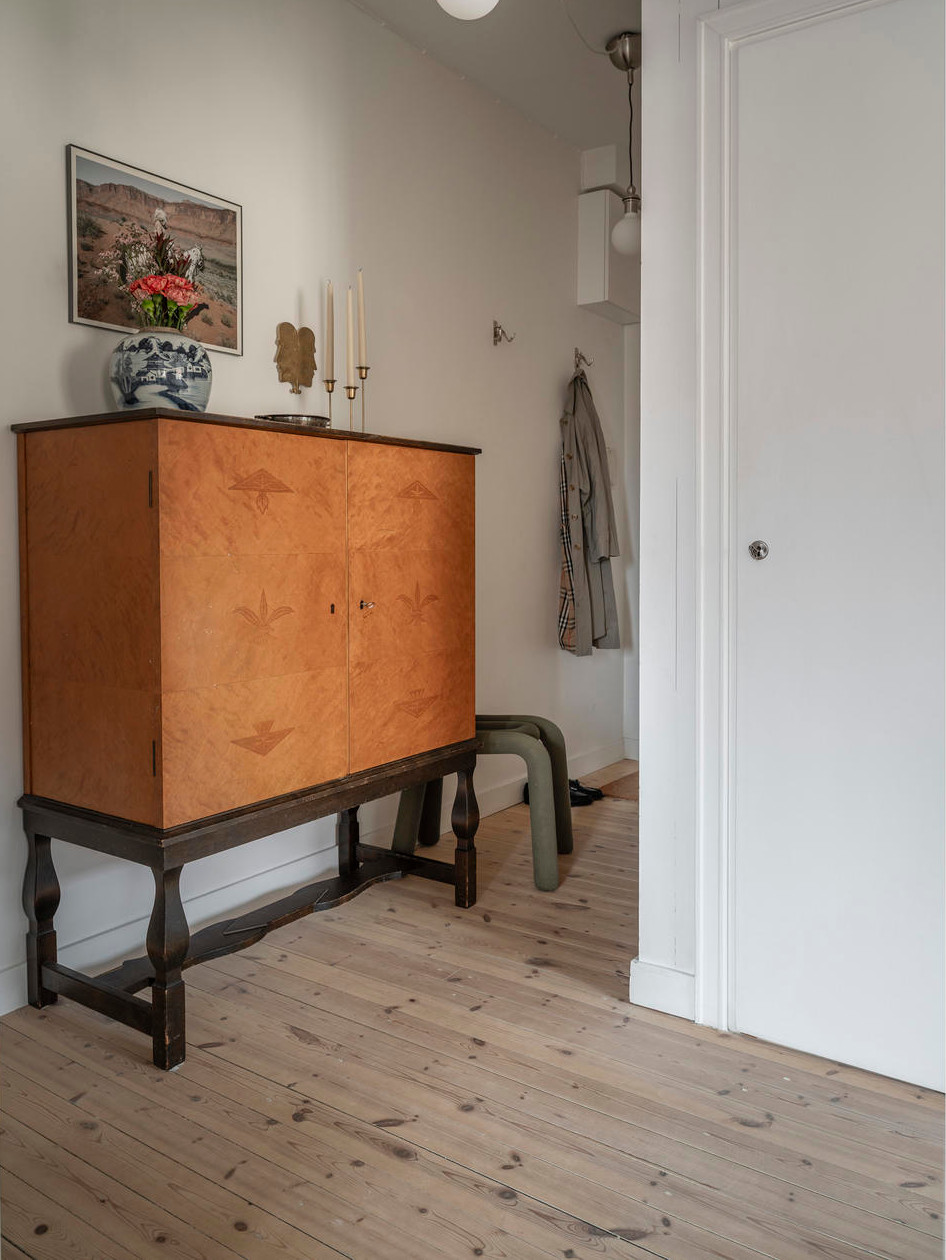 entrée avec meuble vintage studio 33m2 décoration scandinave