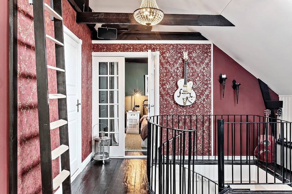 salon avec escalier colimaçon appartement en triplex décoration scandinave et industrielle salon avec escalier colimaçon appartement en triplex décoration scandinave et industrielle