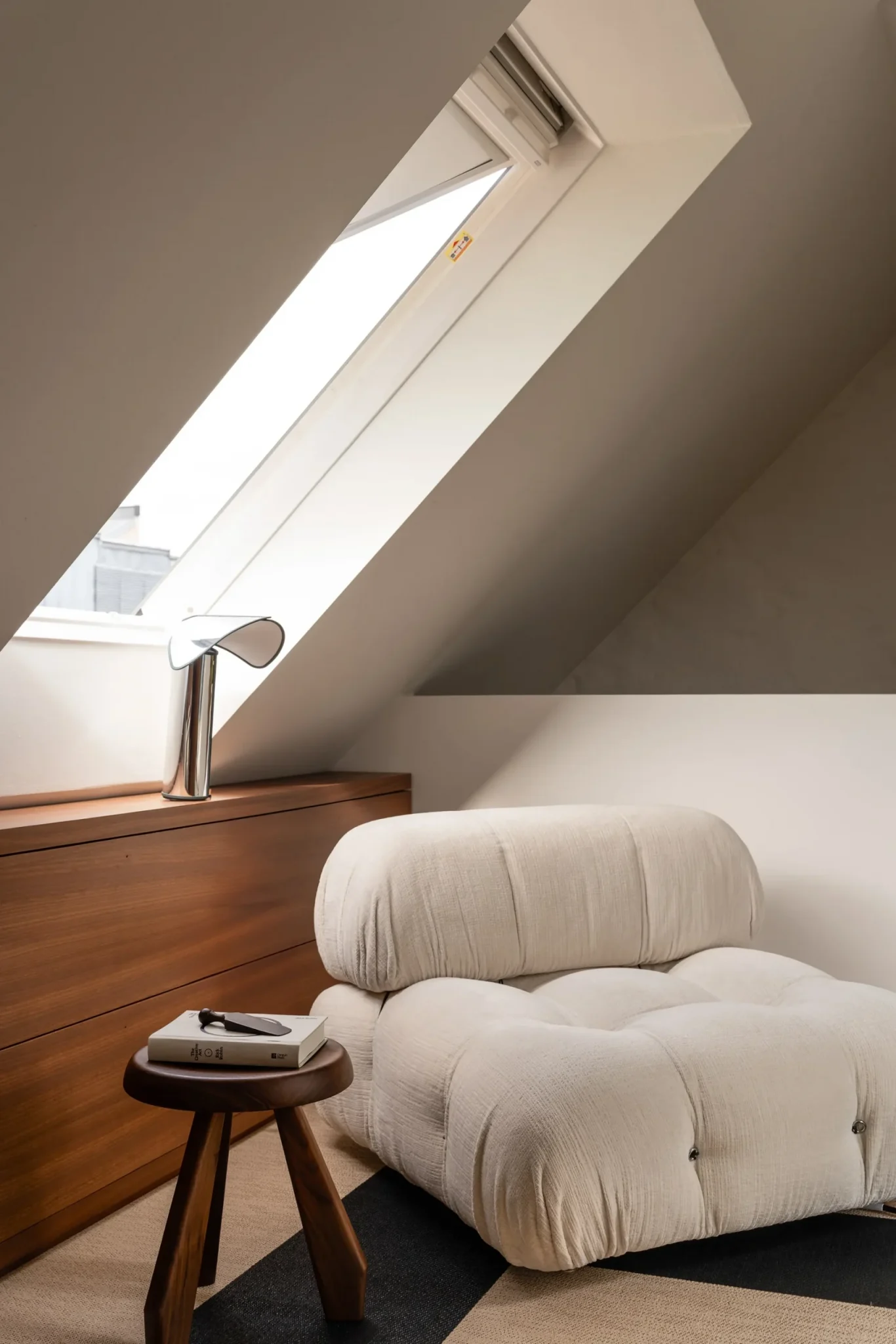 chambre mansardée avec velux