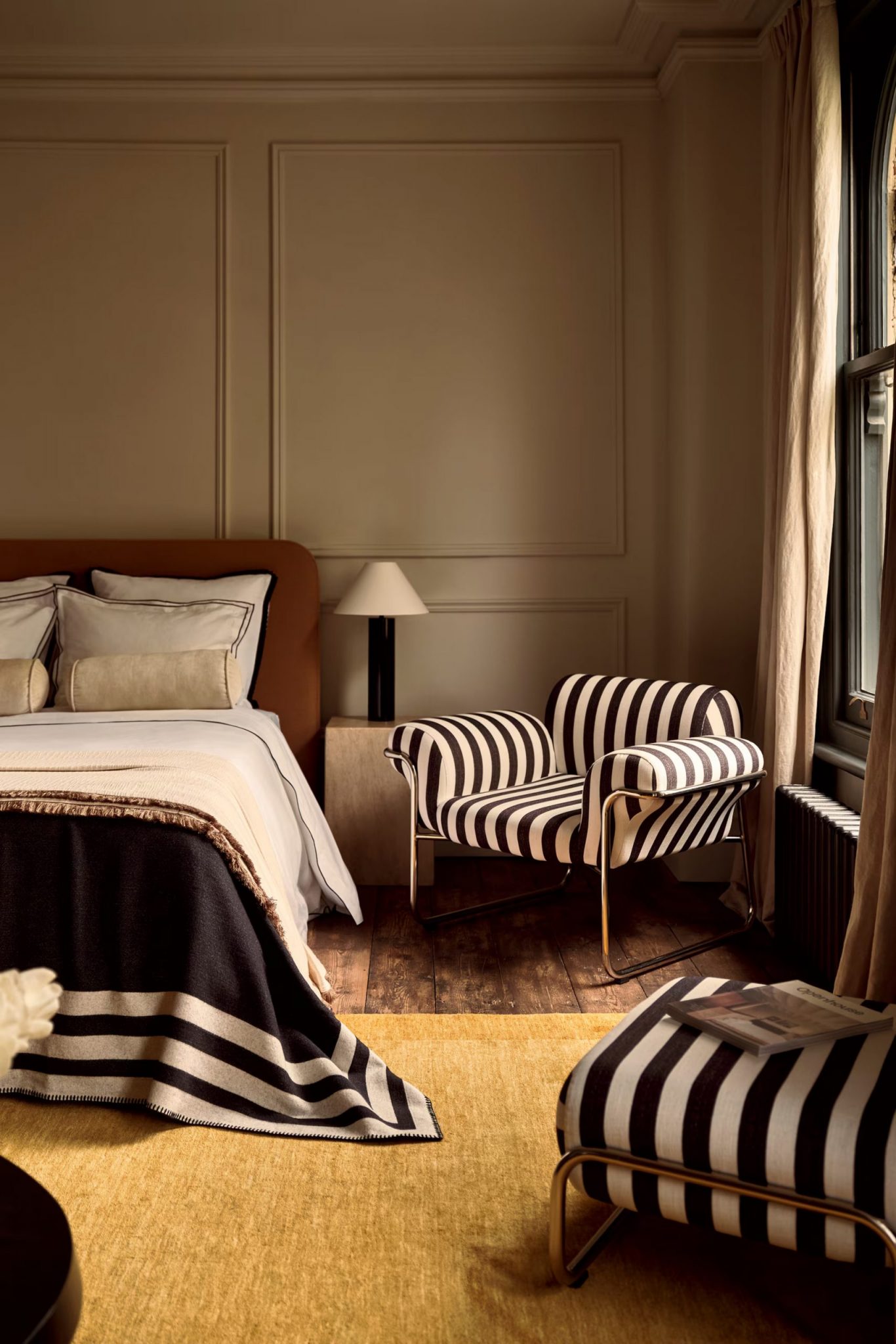 couleurs de chambre 2026 chambre cappuccino H&M style suite d'hôtel chic