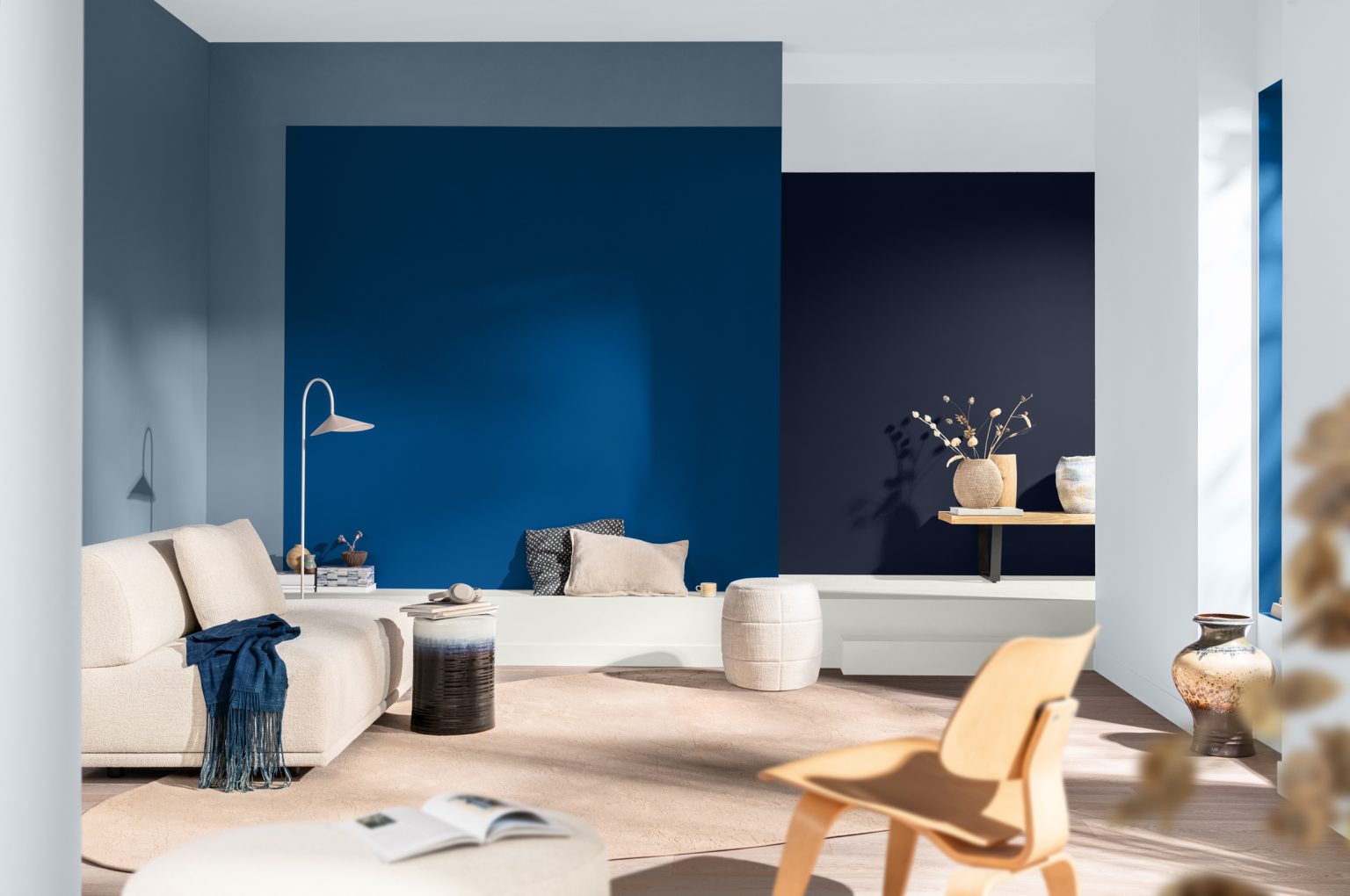 salon décoration design colorée murs bleus couleurs 2026