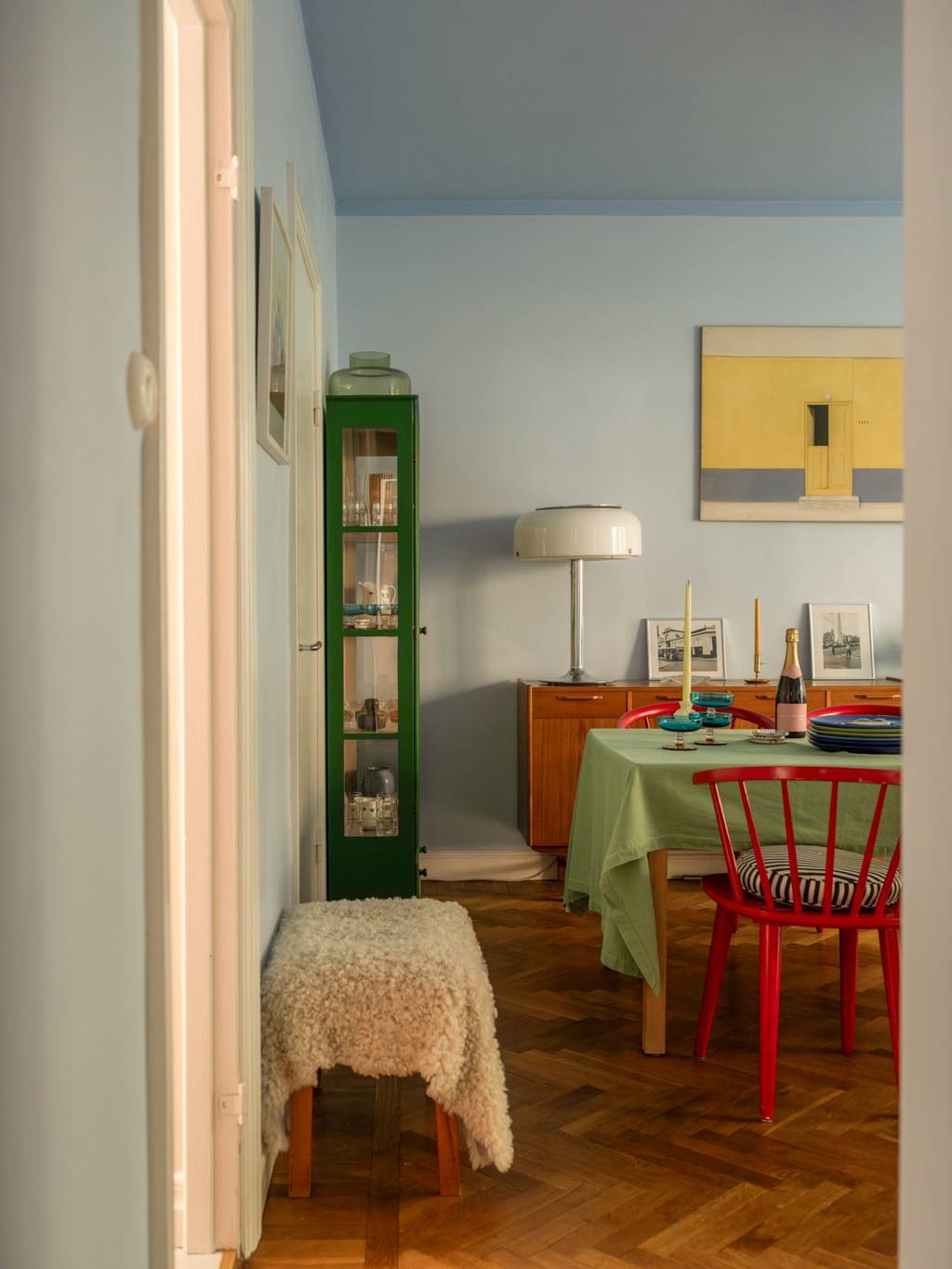 salon appartement 45m2 décoration vintage et colorée salon appartement 45m2 décoration vintage et colorée