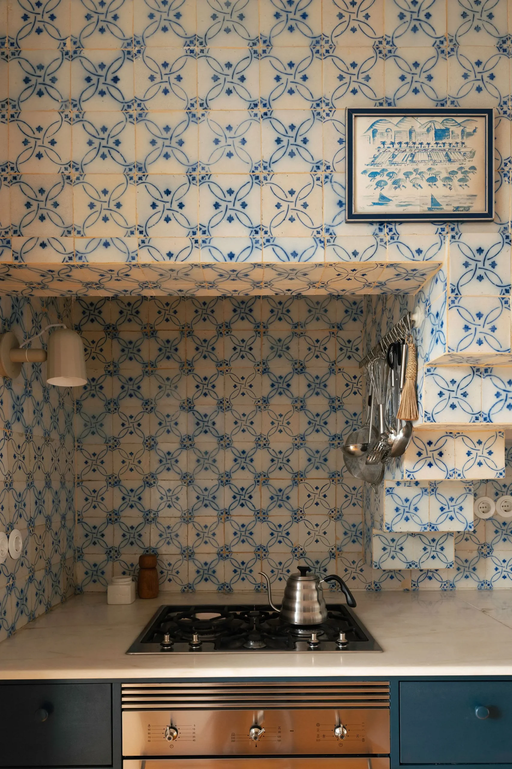 cuisine maison de ville ancienne Lisbonne décoration vintage cuisine maison de ville ancienne Lisbonne décoration vintage