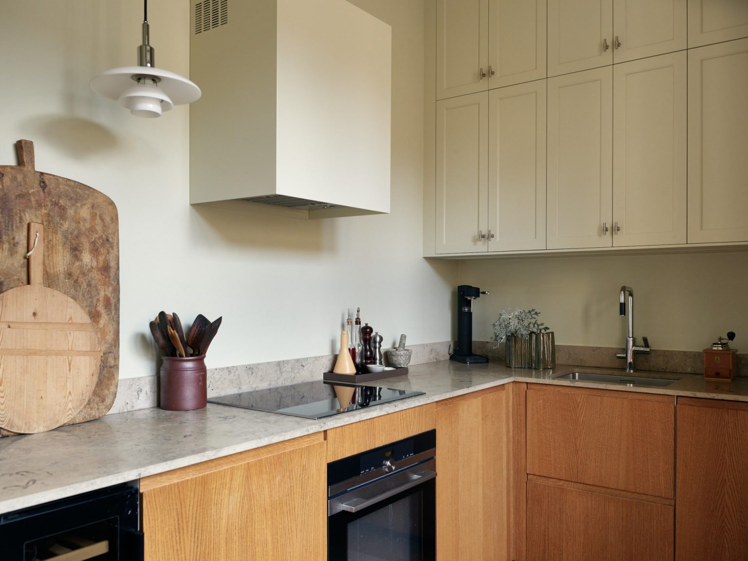 cuisine appartement ancien décoration contemporaine avec coin repas