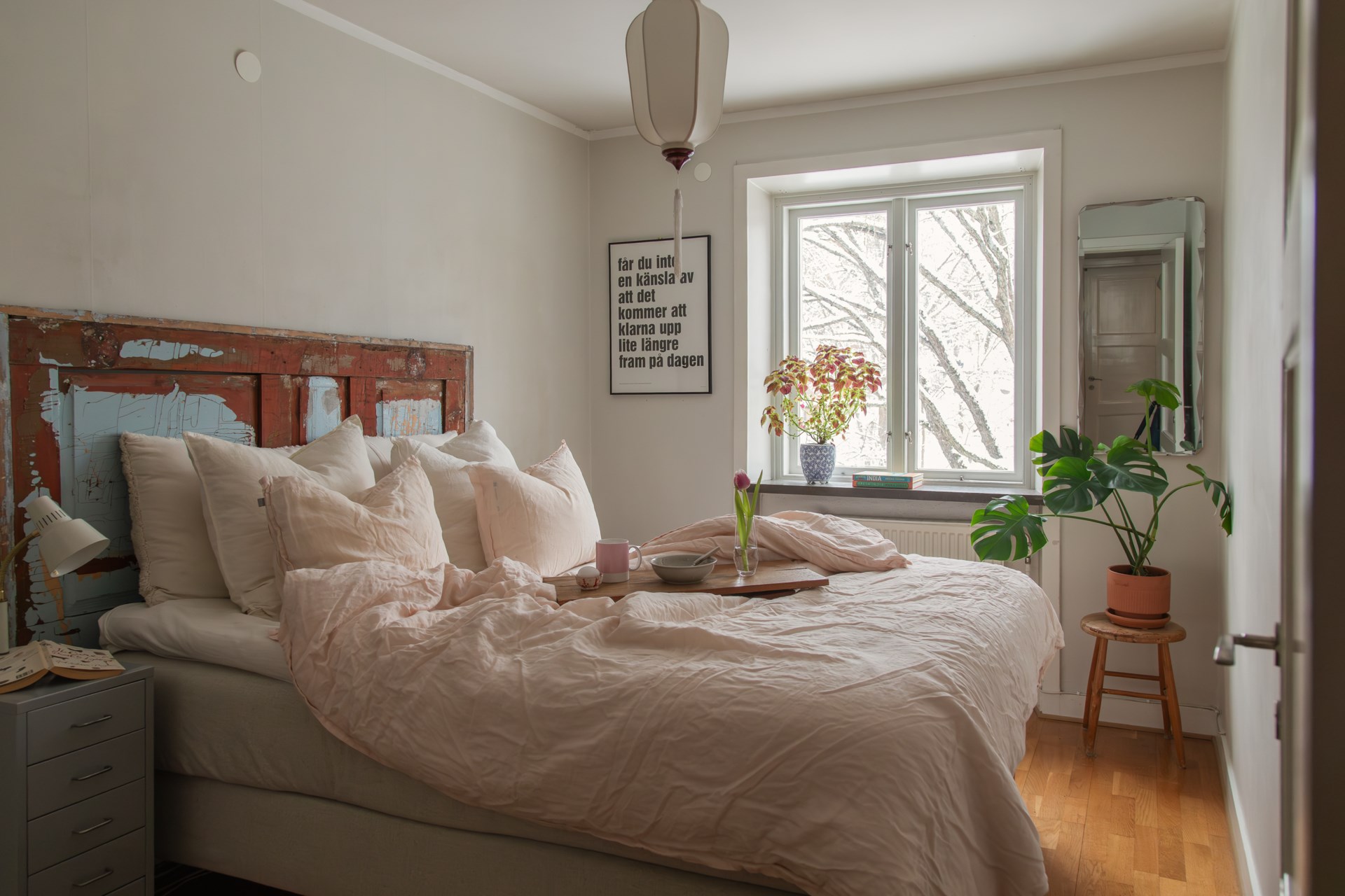 chambre décoration vintage scandinave appartement 44m2