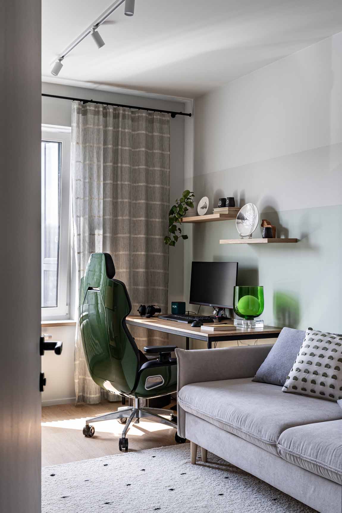 bureau appartement 62m2 décoration colorée bureau appartement 62m2 décoration colorée