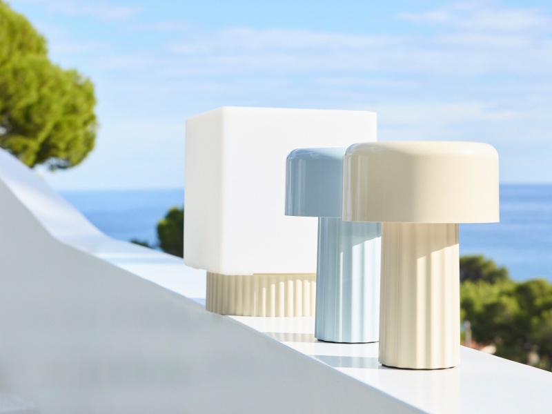 lampe tactile Niels Catalogue Maisons du Monde 2026