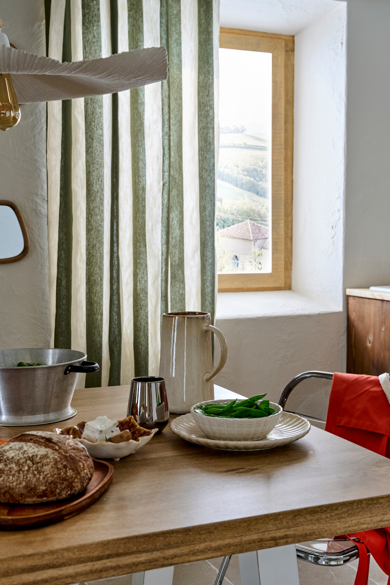espace repas dans cuisine décoration rustique chic