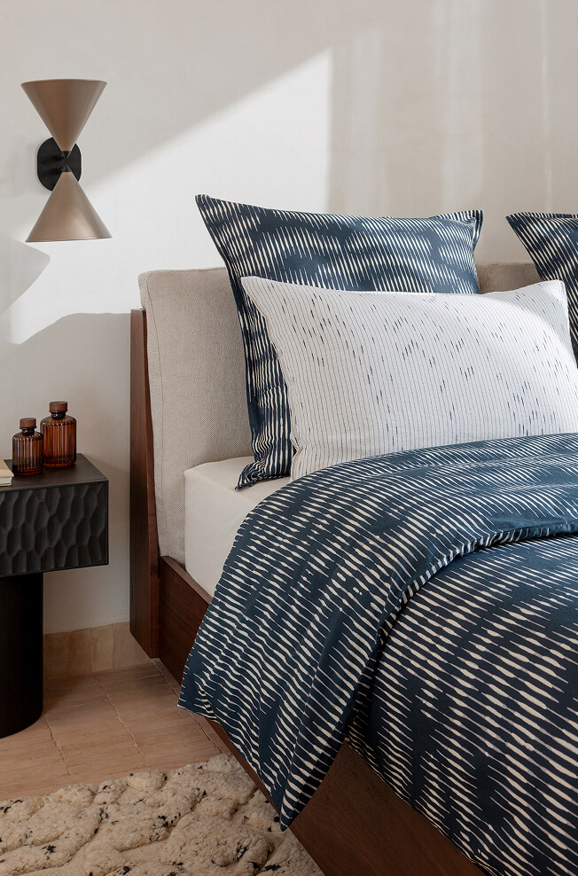 chambre linge de lit IKAT catalogue AM PM 2026 collection Patio Méditerranéen