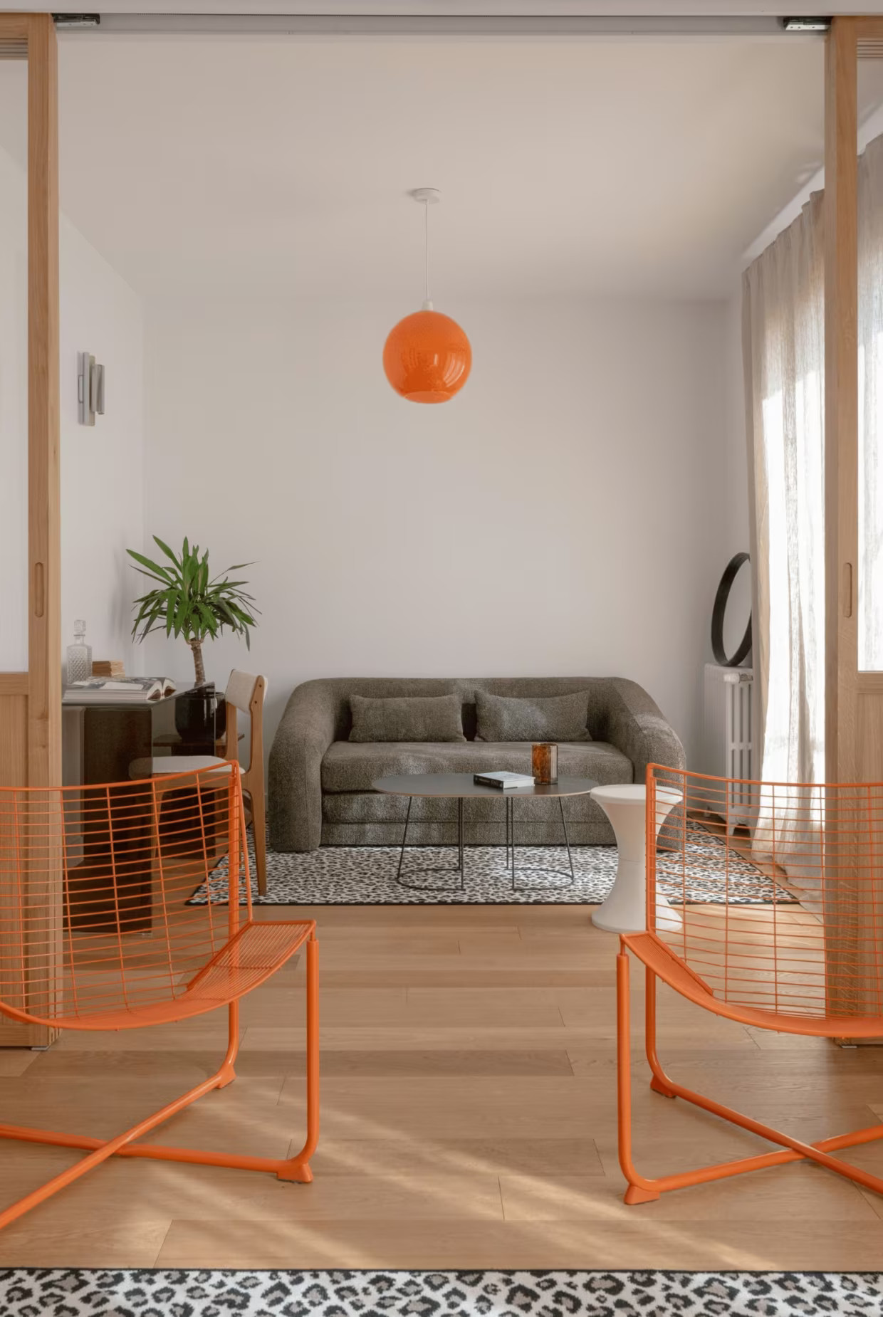 salon décoration contemporaine appartement 62m2 Paris
