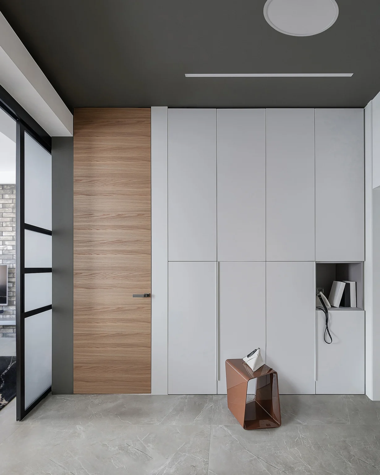 entrée marbre gris deux-pièces 57m2 décoration design