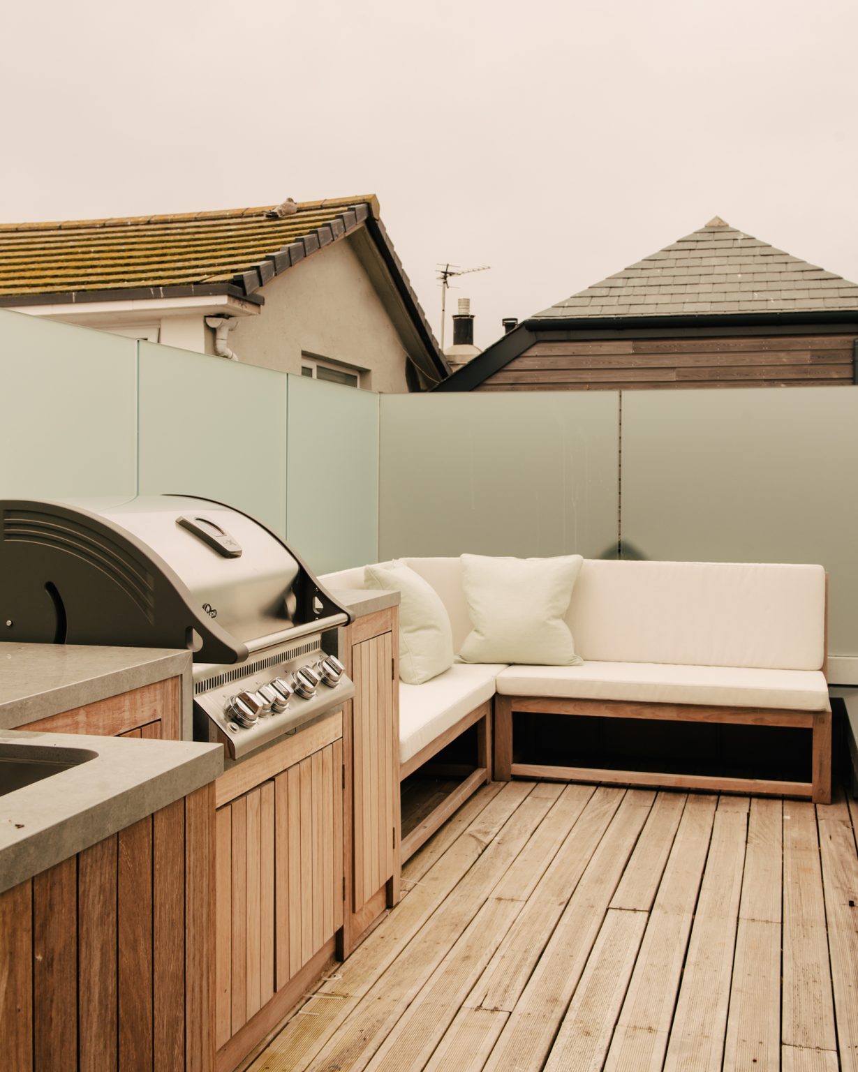 petite terrasse avec cuisine d'été