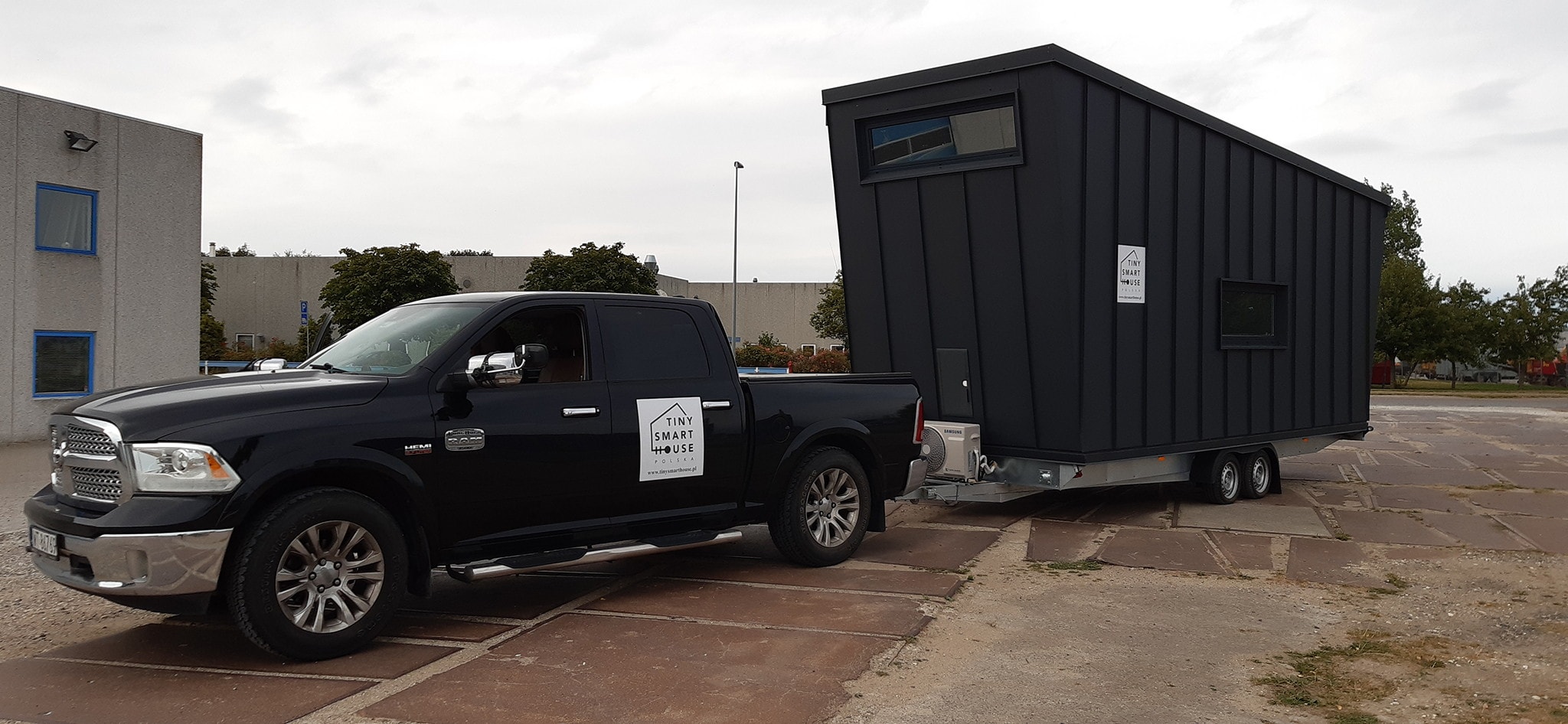 tiny house 15m2 Dark Vader Tiny Smart House tiny house 15m2 Dark Vader Tiny Smart House