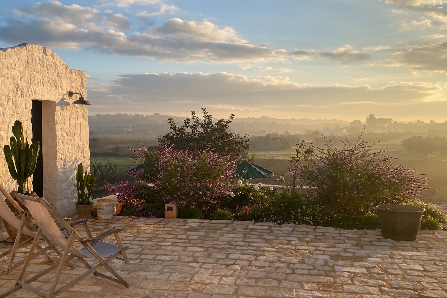 terrasse maison Pouilles trulli Otto Cappelli