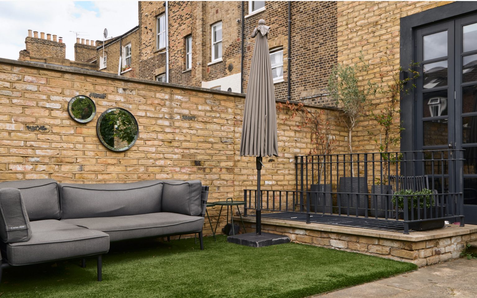 jardin maison de ville victorienne Londres décoration contemporaine