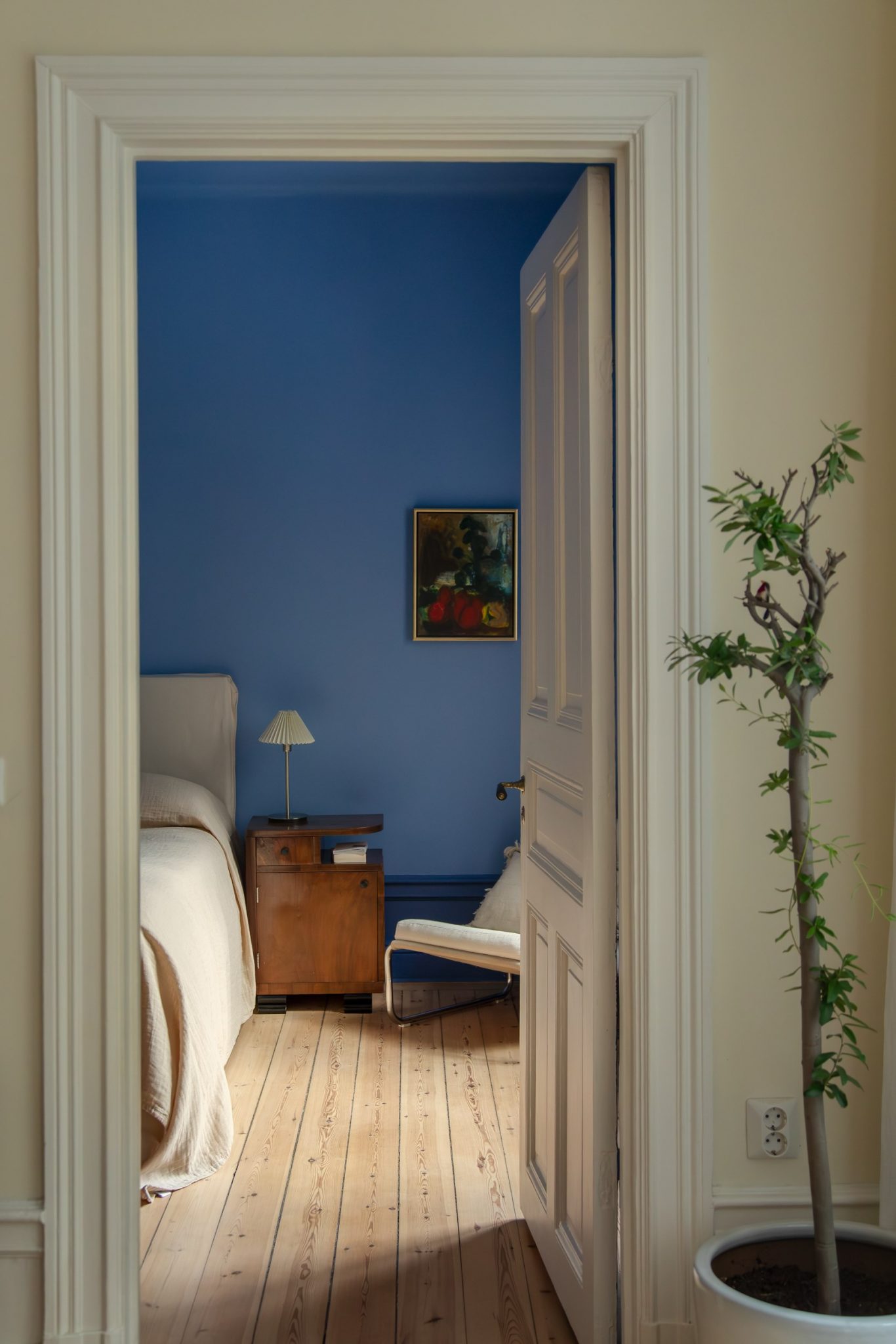 chambre décoration scandinave appartement deux-pièces 48m2 style vintage dans immeuble du 19e siècle
