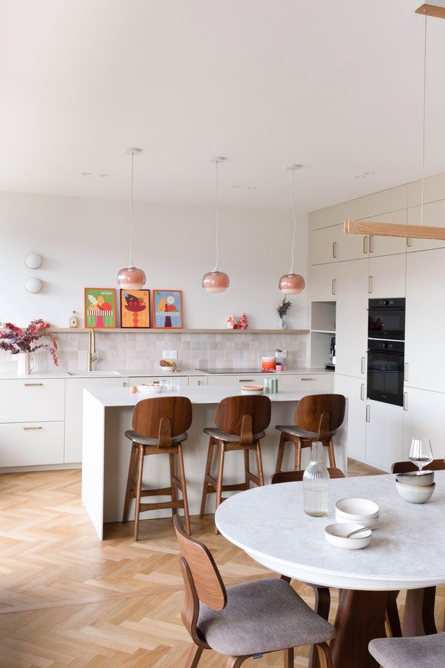 cuisine décoration contemporaine appartement rénové à Lyon par Studio Castille photo : ©Lopin.communication cuisine décoration contemporaine appartement rénové à Lyon par Studio Castille photo : ©Lopin.communication