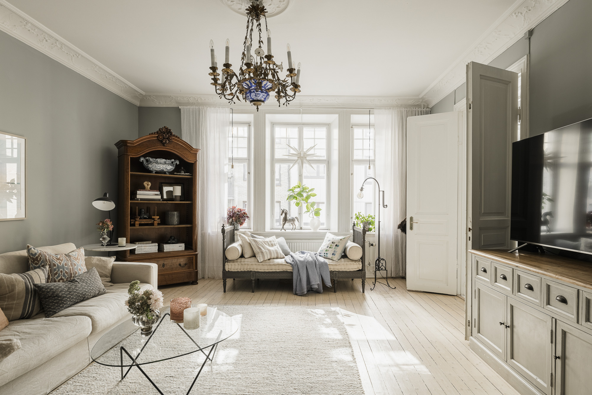 salon décoration scandinave classique chic